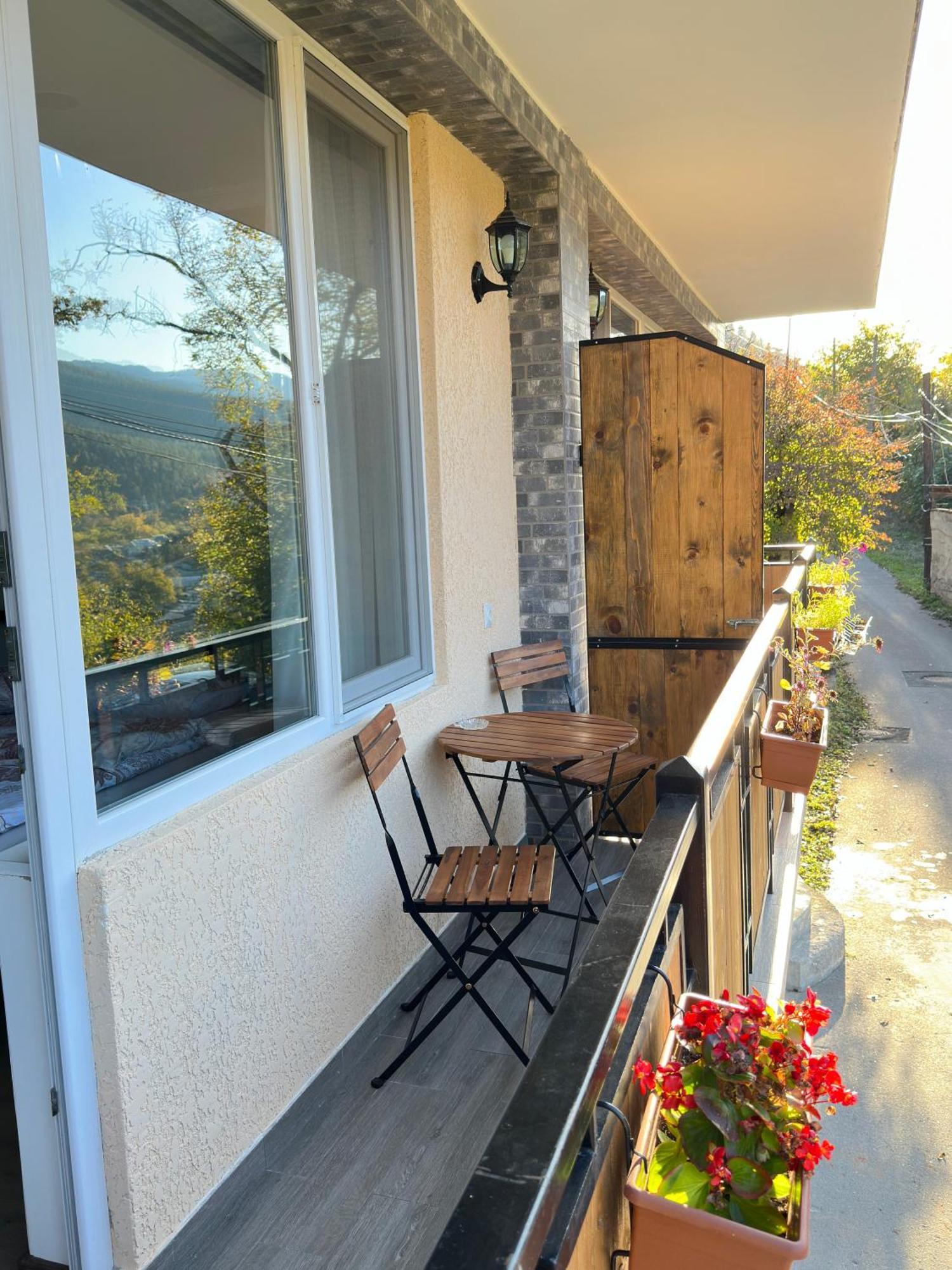 Woodland Borjomi Hotel Exterior photo